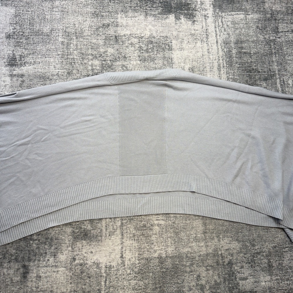 Lululemon‎ Forward Flow Poncho Womens OS Light Blue Viscose Silk Cape Minimal - Picture 3 of 9